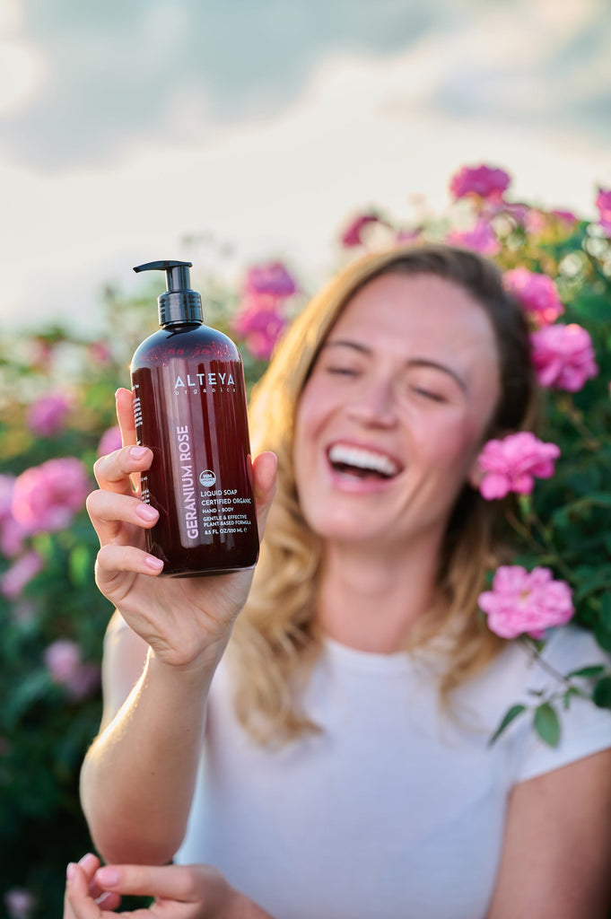 ALTEYA ORGANICS rankų ir kūno prausiklis - pelargonija, rožė - 500 ml