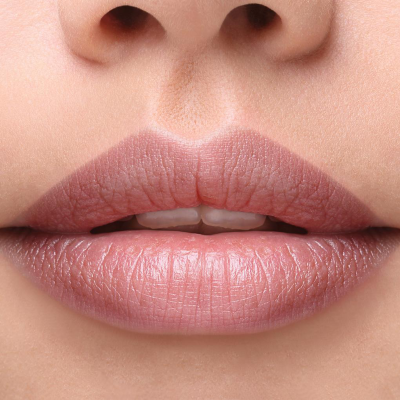 delilah COLOUR INTENSE kreminiai lūpų dažai, 3,7 g.